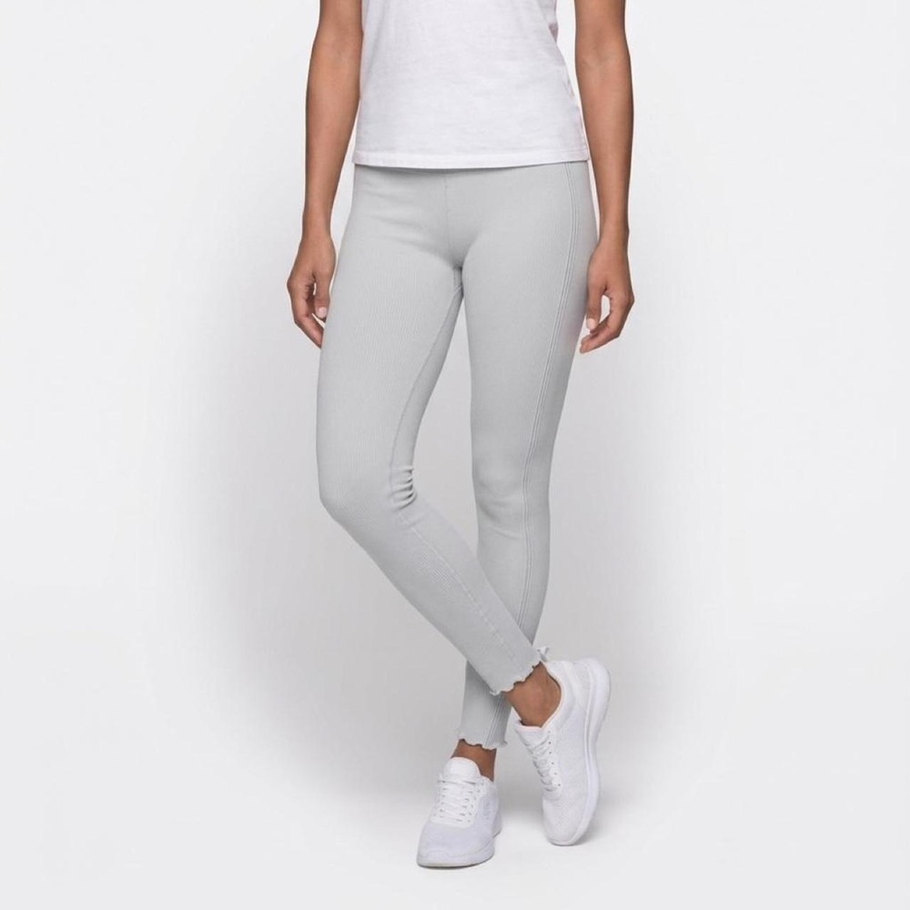 Harmony & Balance ice blue ribbed leggings with tulip hem